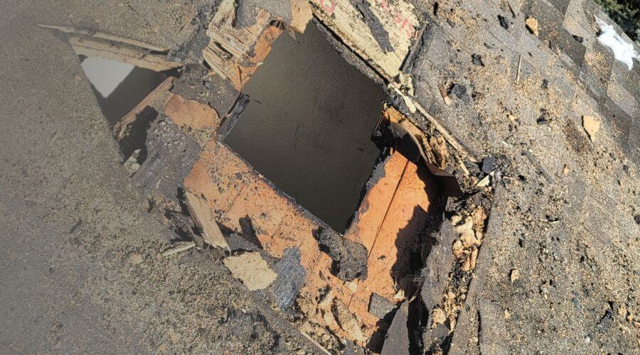 Why choose water damage restoration service for storm damage restoration in Southaven